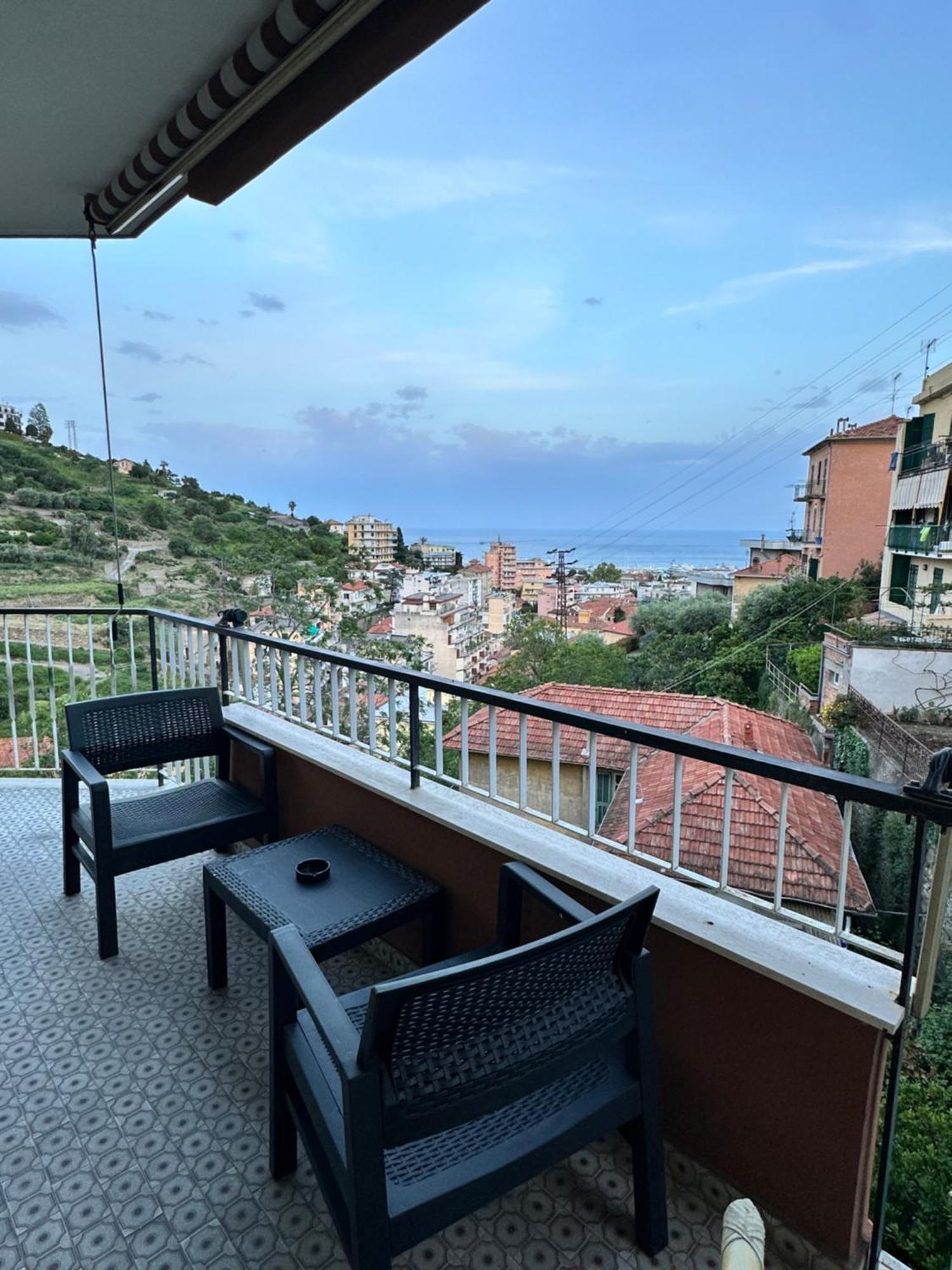 Appartamento vista mare, Sanremo Esterno foto